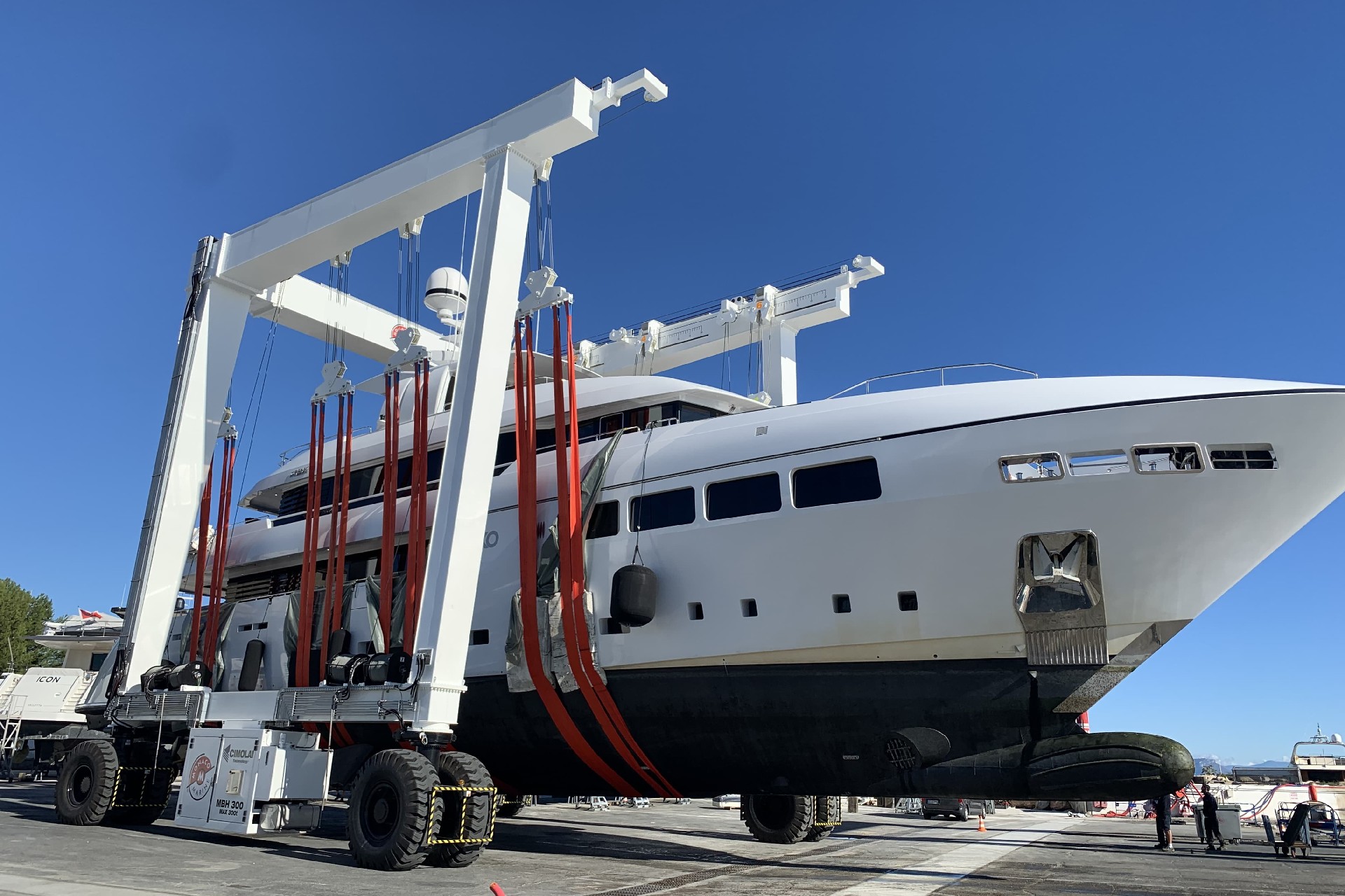 marine-boat-lift-2.jpg