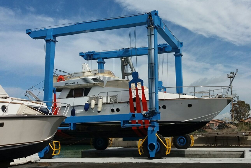 Yacht Launching and Retrieval.jpg